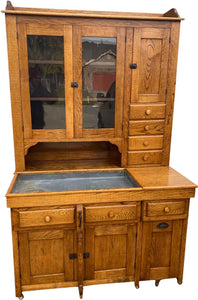 Oak Fifth-leg Drysink Cupboard